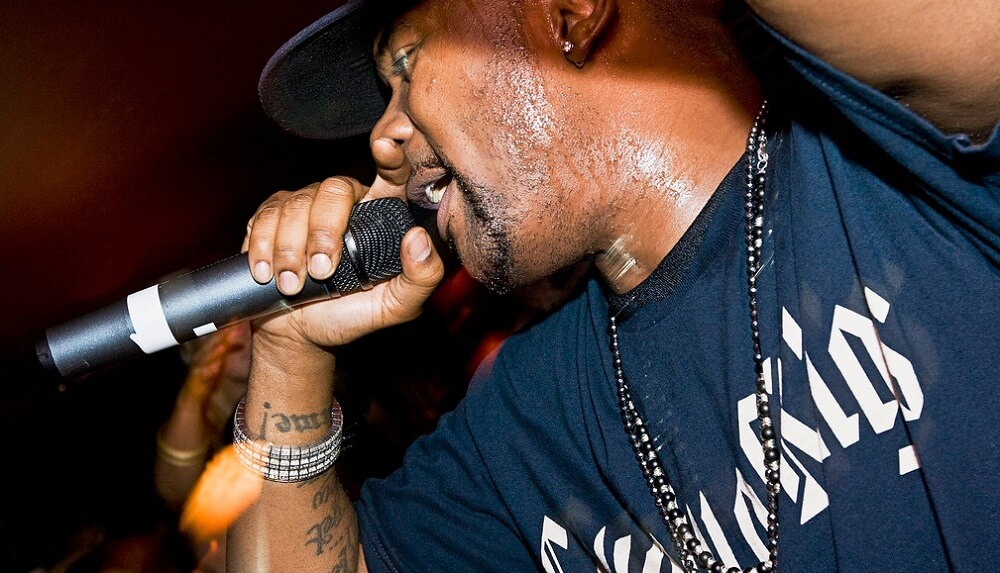 Memphis Bleek hold a Mic