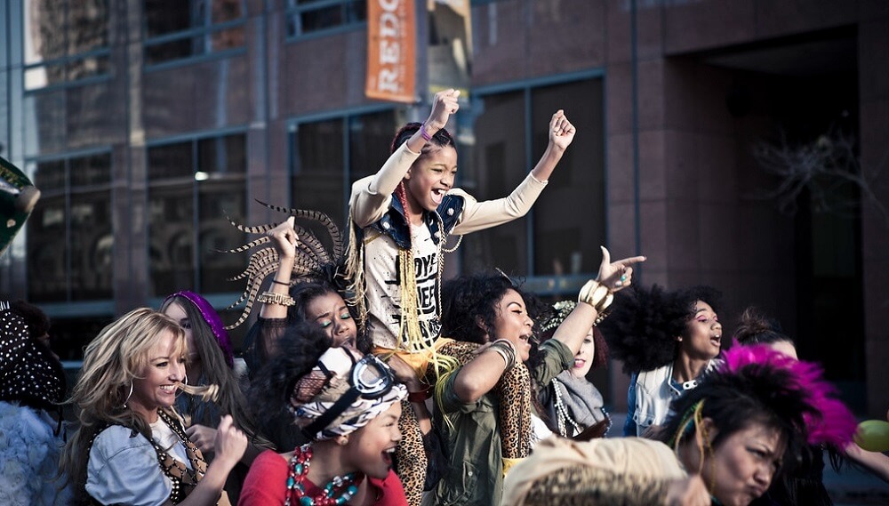 Willow Smith With People