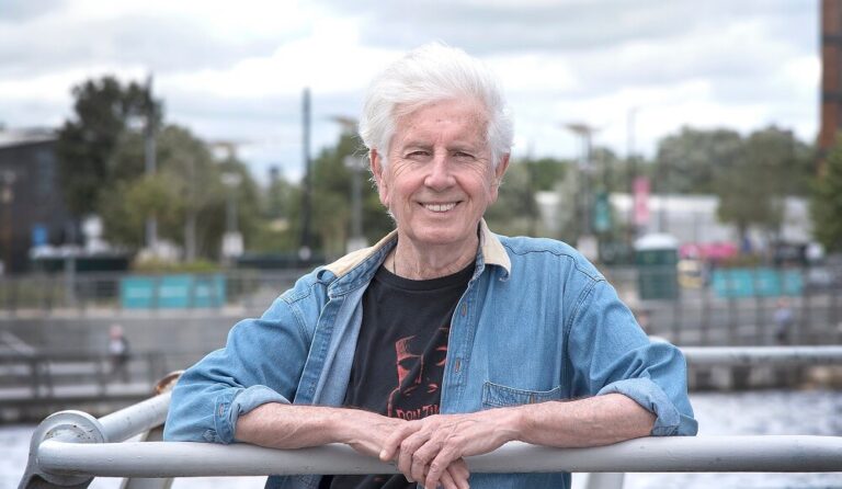 Graham Nash Net Worth